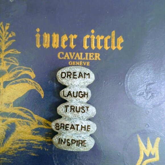 Suenos de Saundra Upcycled, EXTREMELY RARE Inner Circle Cigar Box Storage/Accent - Picture 4 of 9